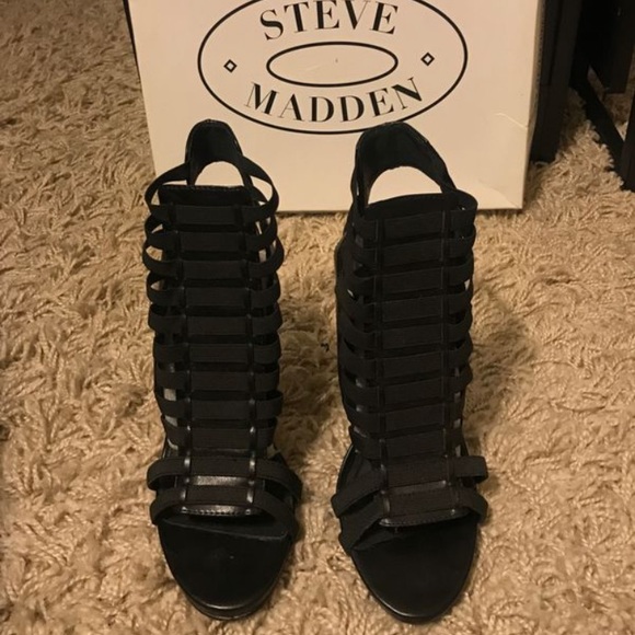 Steve Madden Stretche Black Multi Heels Sandals - Picture 2 of 5